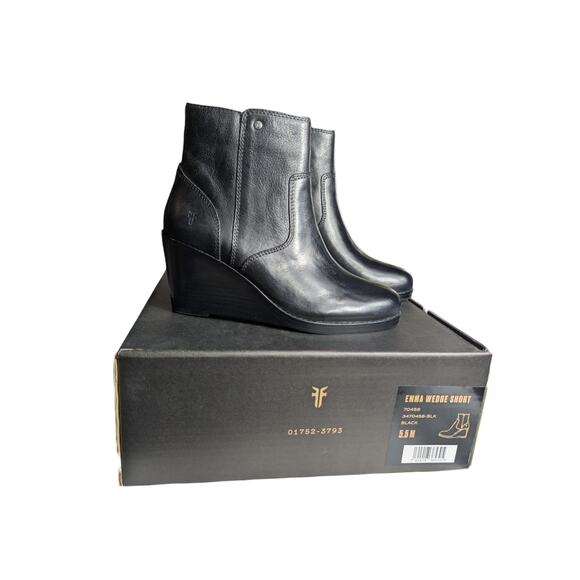 Frye Emma Wedge Short Boot Women Sz 5.5 Black Leather Short Ankle Booties 70458 - Picture 1 of 5